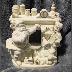 Vintage Gold/White Santa Claus/Fireplace Tea light Holder | Holiday Collection
